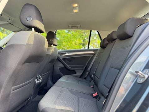 Volkswagen Golf 1.4 Golf SE Nav TSi BlueMotion Technology 5dr 31