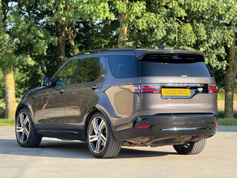Land Rover Discovery 3.0 Discovery R-Dynamic HSE D MHEV Auto 4WD 5dr 3