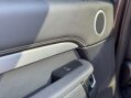 Land Rover Discovery 3.0 Discovery R-Dynamic HSE D MHEV Auto 4WD 5dr 41