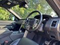 Land Rover Discovery 3.0 Discovery R-Dynamic HSE D MHEV Auto 4WD 5dr 12