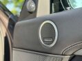 Land Rover Discovery 3.0 Discovery R-Dynamic HSE D MHEV Auto 4WD 5dr 31