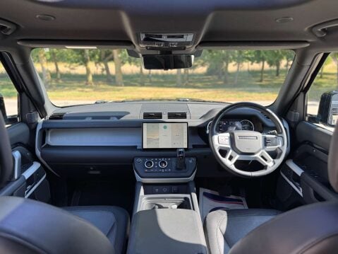 Land Rover Defender 3.0 Defender X-Dynamic HSE D MHEV A 4WD 5dr 6