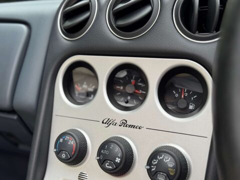 Alfa Romeo Spider 3.0 Spider V6 2dr 11