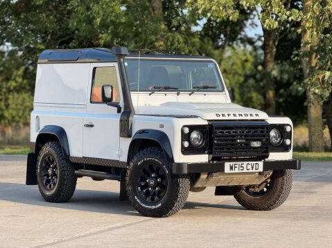 Land Rover Defender 2.2 Defender 90 XS Hard Top TD 4WD 5dr 51