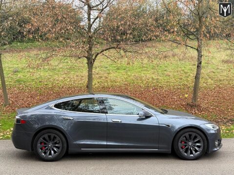 Tesla Model S (Dual Motor) Performance 2