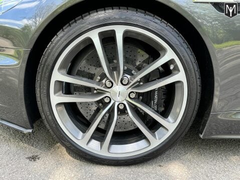 Aston Martin DBS 6.0 V12 10