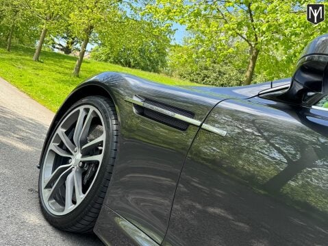 Aston Martin DBS 6.0 V12 84