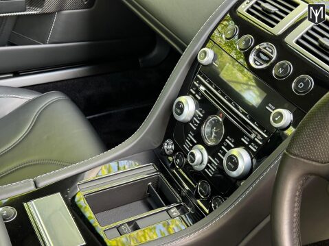 Aston Martin DBS 6.0 V12 101