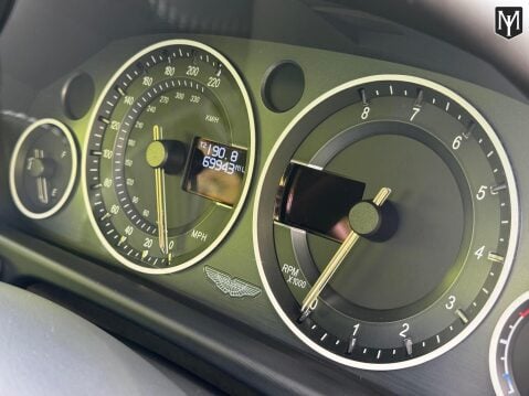 Aston Martin DBS 6.0 V12 104