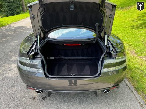 Aston Martin DBS 6.0 V12 140