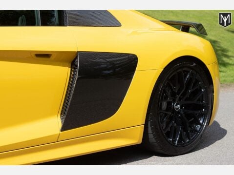 Audi R8 V10 PLUS QUATTRO 44