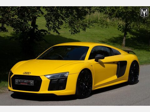 Audi R8 V10 PLUS QUATTRO 4