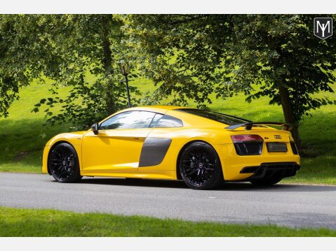 Audi R8 V10 PLUS QUATTRO 28