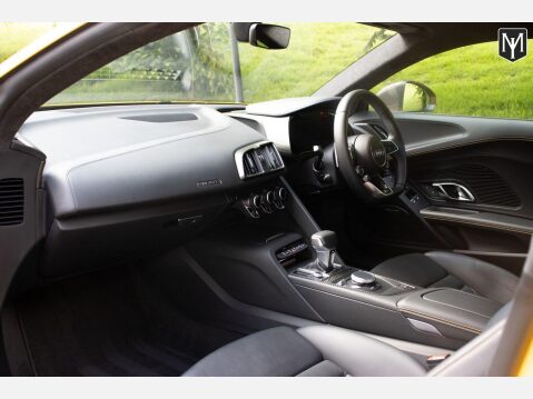 Audi R8 V10 PLUS QUATTRO 75