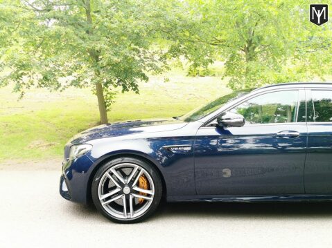 Mercedes-Benz E Class 4.0 E63 V8 BiTurbo AMG S 39
