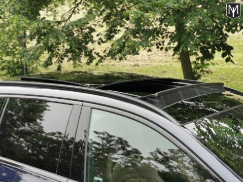 Mercedes-Benz E Class 4.0 E63 V8 BiTurbo AMG S 70