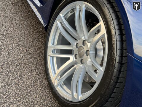Audi RS6 4.0 TFSI V8 81