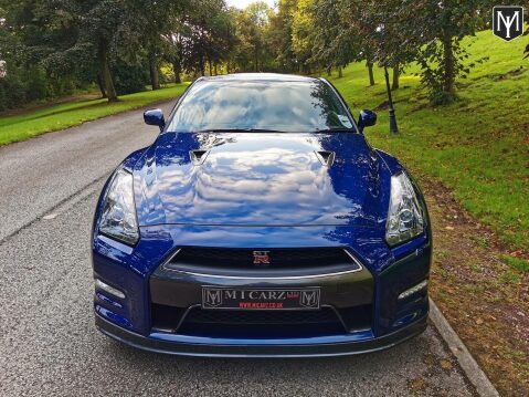 Nissan GT-R PREMIUM EDITION 7