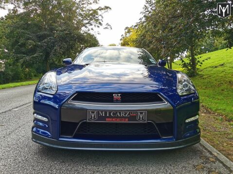 Nissan GT-R PREMIUM EDITION 22