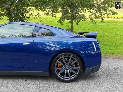Nissan GT-R PREMIUM EDITION 41