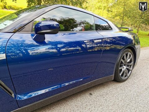 Nissan GT-R PREMIUM EDITION 51