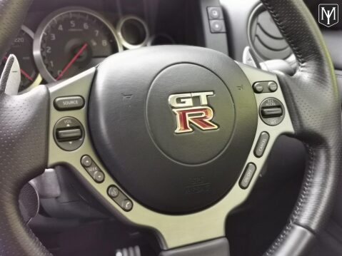 Nissan GT-R PREMIUM EDITION 92