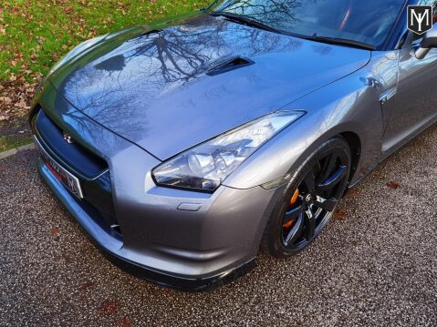 Nissan GT-R BLACK EDITION 30