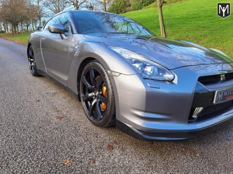 Nissan GT-R BLACK EDITION 45