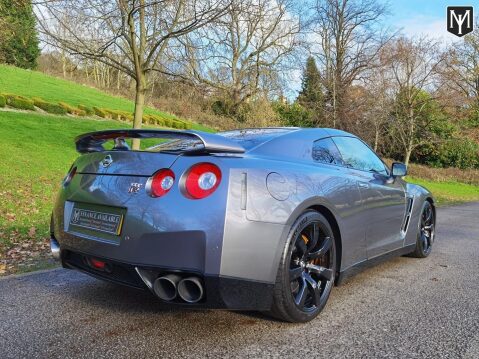 Nissan GT-R BLACK EDITION 63