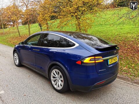 Tesla Model X P100DL 6