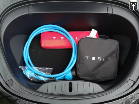 Tesla Model 3 Performance 11
