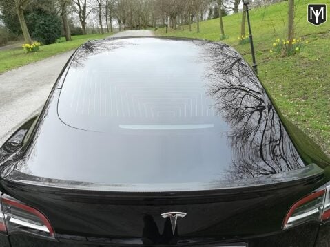 Tesla Model 3 Performance 28