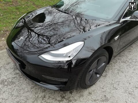 Tesla Model 3 Performance 31