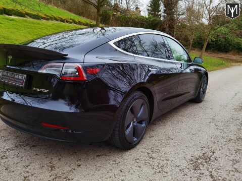 Tesla Model 3 Performance 46
