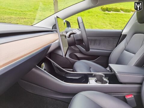 Tesla Model 3 Performance 82