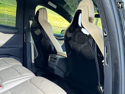 Tesla Model X P90D Dual Motor 101
