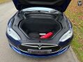 Tesla Model S P85D (Dual Motor) 10