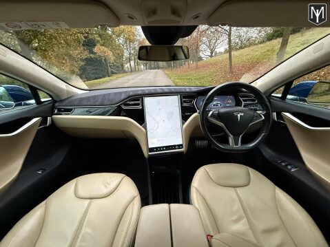 Tesla Model S P85D (Dual Motor) 15