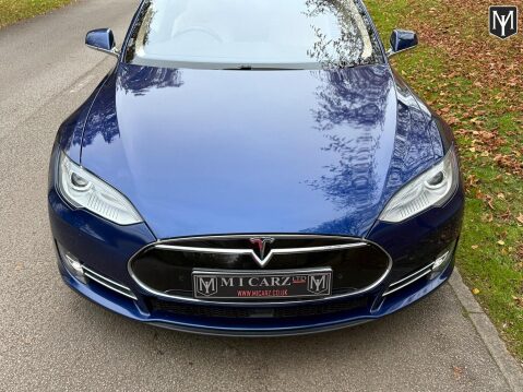 Tesla Model S P85D (Dual Motor) 23