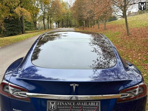 Tesla Model S P85D (Dual Motor) 25