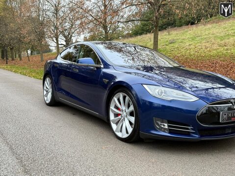 Tesla Model S P85D (Dual Motor) 43
