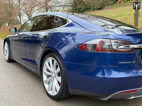 Tesla Model S P85D (Dual Motor) 50