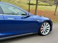 Tesla Model S P85D (Dual Motor) 54