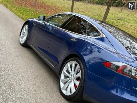 Tesla Model S P85D (Dual Motor) 67