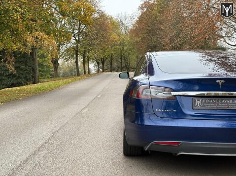 Tesla Model S P85D (Dual Motor) 70