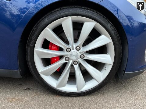 Tesla Model S P85D (Dual Motor) 73