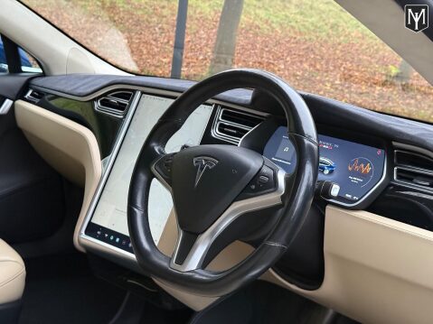 Tesla Model S P85D (Dual Motor) 88