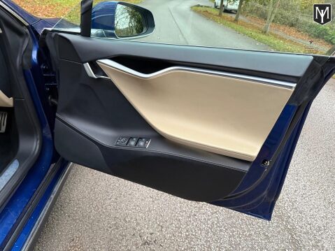 Tesla Model S P85D (Dual Motor) 96
