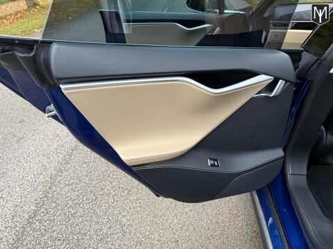 Tesla Model S P85D (Dual Motor) 99