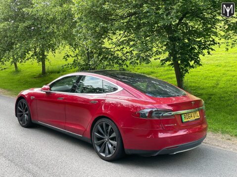 Tesla Model S P85+ 6